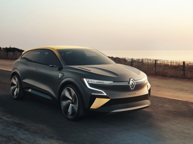 Renault megane vision 2020 3 автомобиля