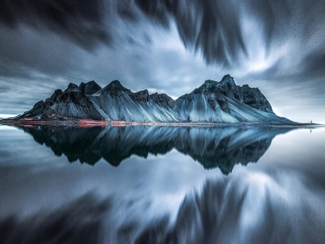 Батман гора Исландия