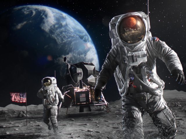Американские астронавты на Луне