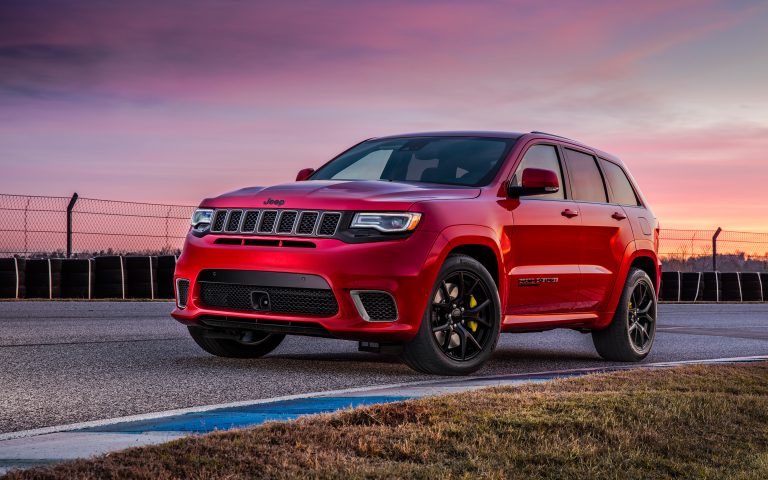 Обои на рабочий стол jeep grand cherokee