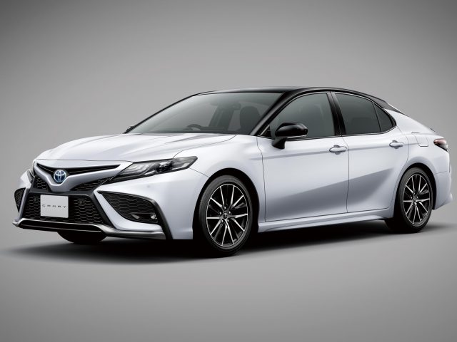 Toyota camry hybrid ws leather package 2021 автомобили