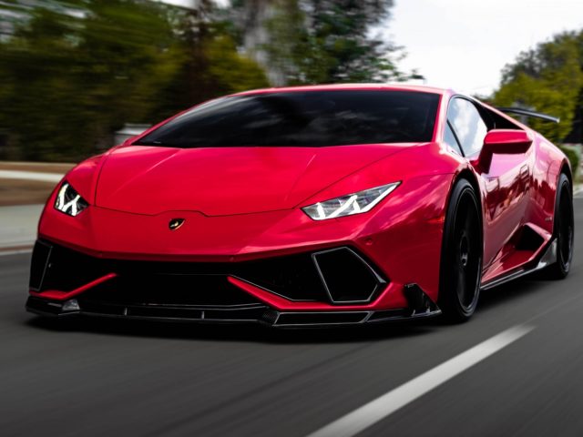 Lamborghini huracan 4 автомобиля