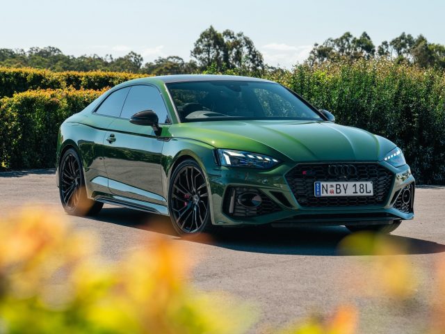 Audi green rs 5 coupé 2020 автомобили