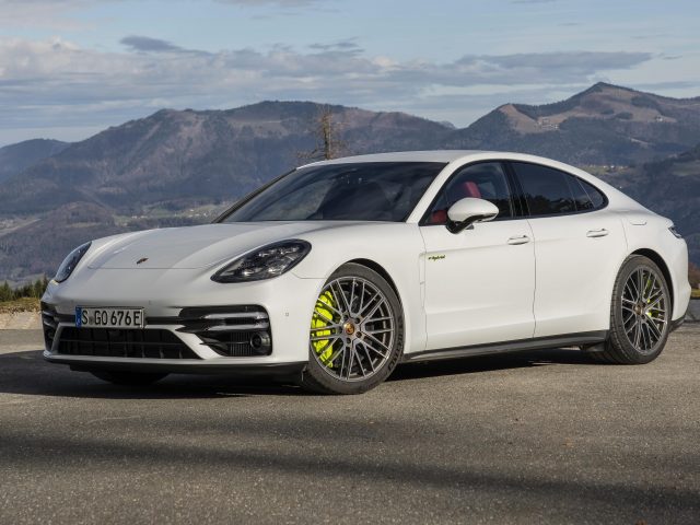 Porsche panamera turbo s e-hybrid 2021 автомобили