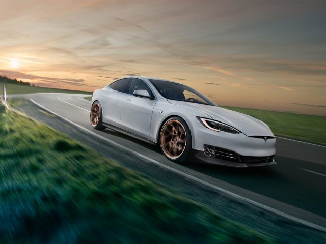 2018 Tesla модель s от novitec