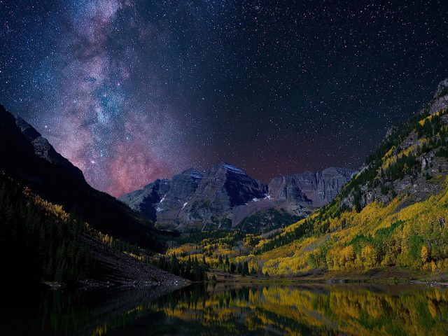 Млечный Путь в звездную ночь пейзаж природа