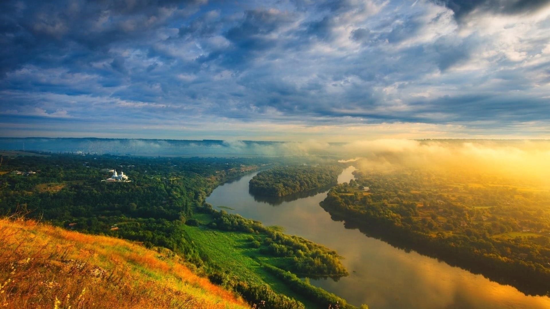 Sis moldova. Молдавия Кишинев природа. Река Днестр в Молдове природа. Пейзажи Молдовы Днестр. Природа Молдавии Гагаузия.