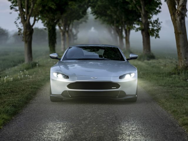 Revenant automotive aston martin vantage 2020