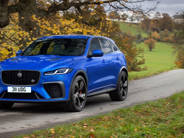 Автомобили jaguar f pace svr 2021