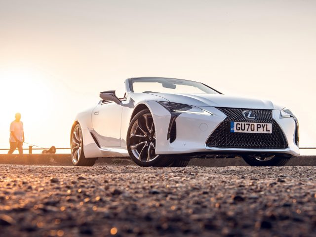 Белый lexus lc 500 кабриолет 2020 автомобили